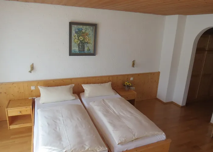 Gaestehaus Peter Wiedemann 3*