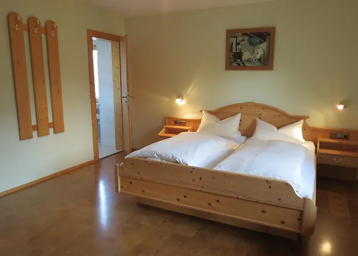 Gaestehaus Peter Wiedemann 3*