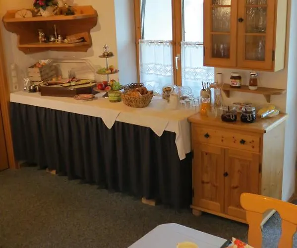 Gaestehaus Peter Wiedemann Gasthuis Lenggries