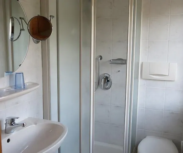 Gaestehaus Peter Wiedemann 3*